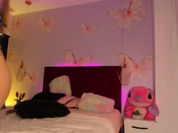 Muscle cam star Vivi_prinncess, 23 yrs