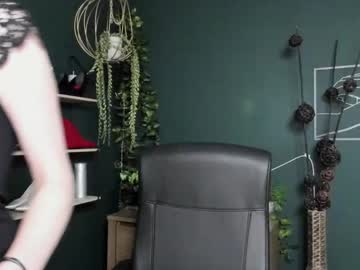 Feet Cams Live model Vivian_dream, age 44 streaming Foot Fetish VR
