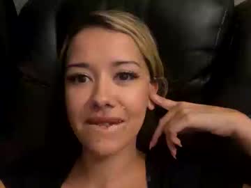 Viviennevirelle, 25 years old, My first week here!!!? #bigboobs #new #latina #lovense #skinny, webcam photo