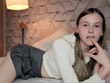 Vixcx_, what u know about fall in love ? #new #shy #skinny #18 #teen -- Current Goal: show ass !!!! once countdown reaches zero [0 tokens to goal], webcam photo
