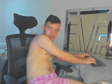 Vynnyblacke, GET NAKED? #slim  #lovense   #bigdick  #new #cum [45 tokens remaining], webcam photo