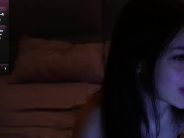 W8my18_, 18 years old, first time here! let's go fun!  // GOAL: off shorts [63 tokens left] #new #18 #smalltits #teen #british, webcam photo