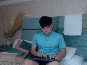 Weddy_zuzu, Weddy_zuzu's room #bigcock #latino #cum #asian #young, webcam photo