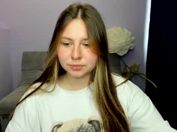 Whyil0ve, GOAL: sexy view on ass [132 tokens remaining] Welcome to my room! #natural #bigass #curvy #young #new, webcam photo