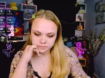 Wow_alison, 21 years old, GOAL: ass flash [222 tokens remaining] Welcome to my room! #feet #blonde #dildo #lovense #new, webcam photo