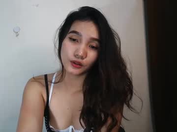 Skinny Asian cam girl X3ni4hna4h live in HD