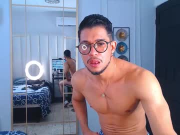 Xhottoyszonex, 27 years old, FUCK IN PVT  GOAL ... CRISS AND  MICHAEL  ,Sex show at PVT. #muscle #latino #bigcock #fit #young [1999 tokens remaining], webcam photo