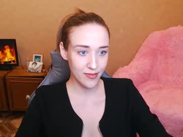 Xxxoliviafoxxx • lovense • here • public