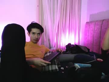 Yellowpokemon, 24 years old, GOAL: GET NAKED AND BLOWJOB [400 tokens remaining] The sexy cheerleader its here with me OMG #Young #deepthroat #cosplay #latina #lovense, webcam photo