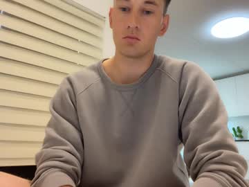 Feet Cams Live male performer youcan__ streaming now
