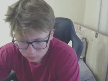 Your_boyfriend123 big cock cam stud 21 yrs streaming live