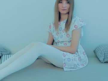 Hairy cam model Your_caramelka, 20 yrs live now