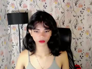 Catch me live as Yourfavoratevivian in premium male cam shows