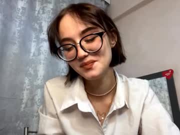 Yuonneespe, 18 years old, I'm Kris the #new witch in the body of a #shy little #young #18 -year-old #skinny girl and my GOAL right now: Can i touch my tits a little bit? [56 tokens remaining], webcam photo