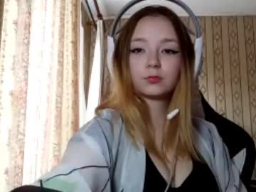 Yvonebaudoin, 18 years old, GOAL >Tese with my top)< #new #18 #blond #cute #shy [26 tokens remaining], webcam photo