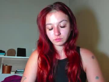Yxoli_bella, 18 years old, #18 #squirt #tits #pussy #wet #redhair #legs #dildo, webcam photo