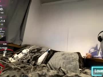 Live twink cam Zachbritboy, age 20 yrs nude and streaming