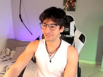 Muscle cam star Zarthurboy, 26 yrs