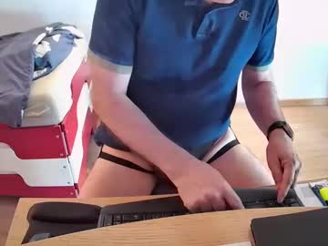 Hairy cam model Zebulon2023 live now