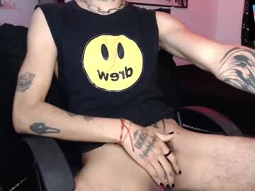 Zeldrissss, 24 years old, GOAL: DILDO INSIDE ME [950 tokens remaining] PussyBoy #trans #ftm #bigclit #lovense #young, webcam photo
