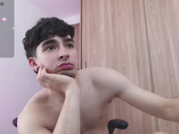 Live cam boy Zenn_rush, 20 yrs - Hot Male Cams