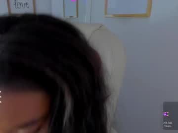 Skinny Asian cam girl Zobe_love | 23 yrs live in HD