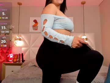 Squirting cam girl Zoe_banks_ age 21 yrs live now