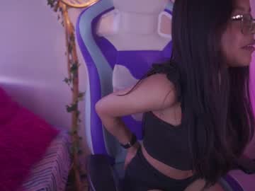 Zoe_skyler, 18 years old, GOAL: ?Bounce tits [6 tokens remaining] Welcome to my room!?? #new ? #18 ? #skinny ? #petite ? #feet ? #cute, webcam photo