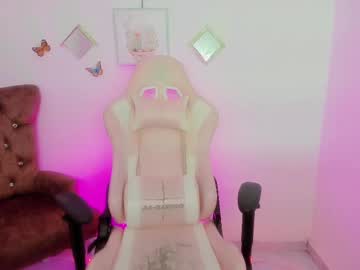 Zooeybelair, 21 years old, GOAL: Striptis [50 tokens remaining] Welcome to my room! #hairypussy #leggings #daddy #teen #new, webcam photo